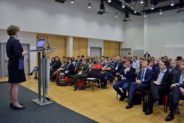 Srce konf1